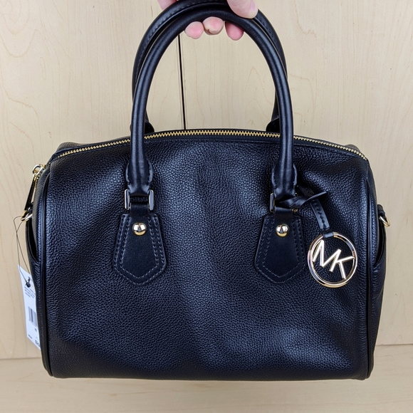 MICHAEL Michael Kors Handbags - Michael Kors | Black Chain Legacy Bag - E94